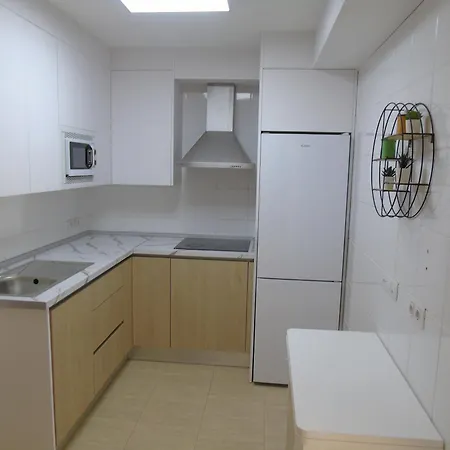 Familiar Y Economico, Piscina Playa Wifi Apartman